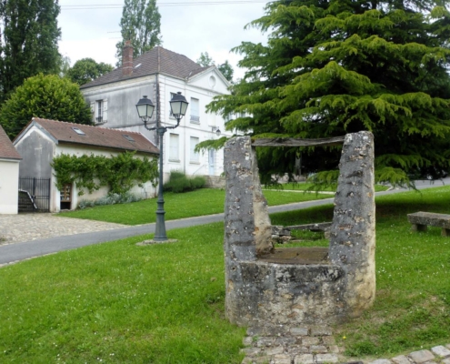 Aulnoy - place de la Mairie