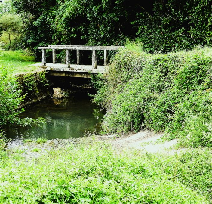 St Germain Sous Doue - Le Croupet passerelle sur ru